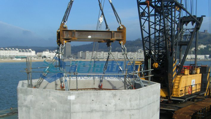 盧森堡TSR+C型三重旋轉(zhuǎn)吊環(huán)使用案例圖片 盧森堡TSR+C型三重旋轉(zhuǎn)吊環(huán)使用案例圖片