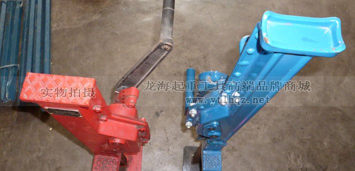 日式手搖千斤頂與普通手搖挎頂?shù)念^部對(duì)比 日式手搖千斤頂與普通手搖挎頂?shù)念^部對(duì)比