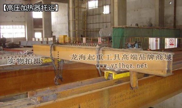 高加托運(yùn)用履帶式搬運(yùn)小坦克 高加托運(yùn)用履帶式搬運(yùn)小坦克