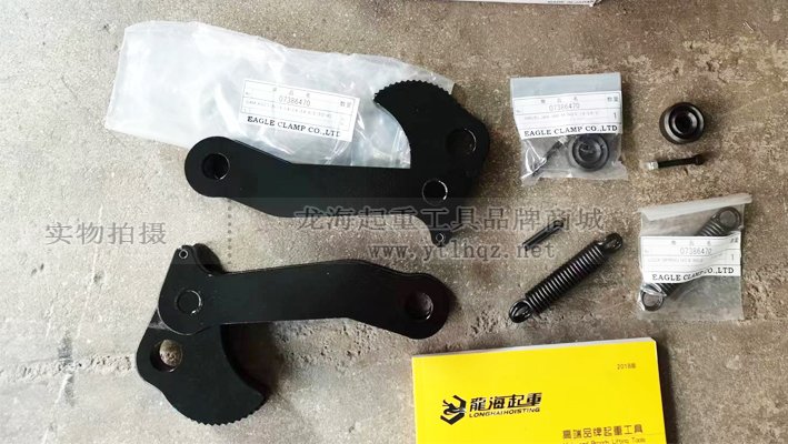 2022年客訂鷹牌E型豎吊鋼板鉗到貨實(shí)拍圖二 2022年客訂鷹牌E型豎吊鋼板鉗到貨實(shí)拍圖二