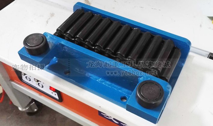 LHDZ-RF履帶式搬運(yùn)小坦克(單側(cè))實(shí)物拍攝 LHDZ-RF履帶式搬運(yùn)小坦克(單側(cè))實(shí)物拍攝