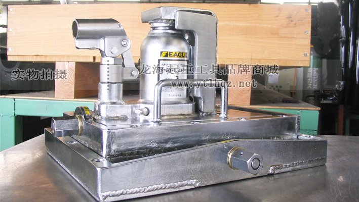 F-100TL-LR帶滑臺(tái)爪式千斤頂實(shí)物圖 F-100TL-LR帶滑臺(tái)爪式千斤頂實(shí)物圖