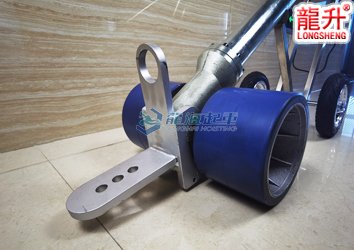 圖二：電動(dòng)搬運(yùn)牽引桿細(xì)節(jié)展示