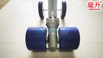 電動(dòng)搬運(yùn)牽引桿細(xì)節(jié)展示