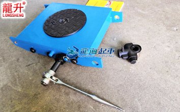 LHUW-S手搖搬運(yùn)小坦克實(shí)物圖一 LHUW-S手搖搬運(yùn)小坦克實(shí)物圖一