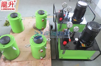 同步千斤頂實(shí)物圖一 同步千斤頂實(shí)物圖一