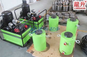 同步千斤頂成套展示 同步千斤頂成套展示