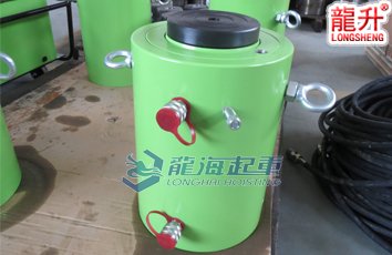 單臺千斤頂展示 單臺千斤頂展示