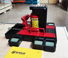 帶滑動(dòng)臺(tái)爪式千斤頂實(shí)物圖 帶滑動(dòng)臺(tái)爪式千斤頂實(shí)物圖