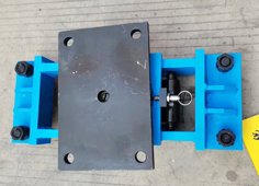 帶轉(zhuǎn)盤履帶式搬運(yùn)小坦克 帶轉(zhuǎn)盤履帶式搬運(yùn)小坦克