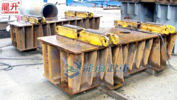 鍋爐汽包吊裝用履帶式搬運(yùn)小坦克案例二 鍋爐汽包吊裝用履帶式搬運(yùn)小坦克案例二