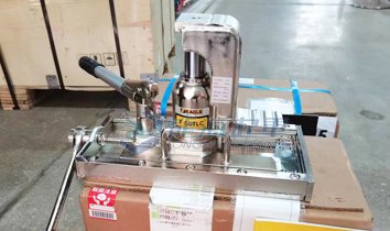 F-TLC無塵室?guī)Щ_爪式千斤頂圖三 F-TLC無塵室?guī)Щ_爪式千斤頂圖三