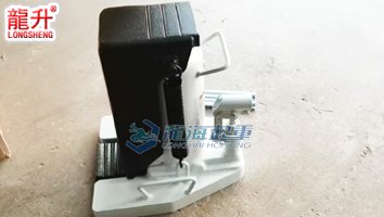 龍升爪式千斤頂背面圖