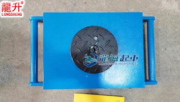 直行搬運(yùn)小坦克 直行搬運(yùn)小坦克