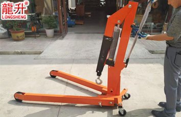 折疊式液壓小吊車實(shí)物圖一 折疊式液壓小吊車實(shí)物圖一