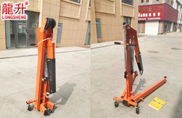 折疊式液壓小吊車實(shí)物圖四 折疊式液壓小吊車實(shí)物圖四