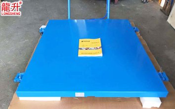 氣懸浮平板搬運(yùn)車實(shí)物圖二 氣懸浮平板搬運(yùn)車實(shí)物圖二