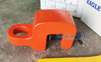 SAS型鷹牌螺旋式鋼板鉗實物圖四 SAS型鷹牌螺旋式鋼板鉗實物圖四