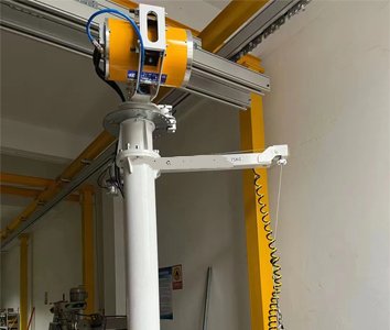 KHC氣動平衡器使用案例圖二 KHC氣動平衡器使用案例圖二