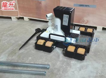 龍升帶滑動臺爪式千斤頂實物圖三 龍升帶滑動臺爪式千斤頂實物圖三