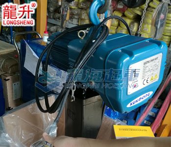 KD-1環(huán)鏈電動(dòng)葫蘆實(shí)物圖 KD-1環(huán)鏈電動(dòng)葫蘆實(shí)物圖