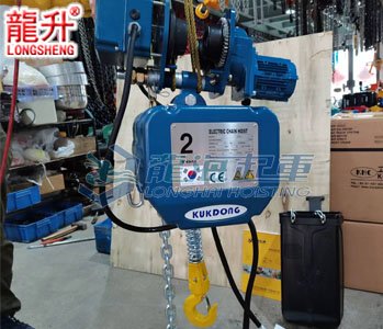 KD-1環(huán)鏈電動(dòng)葫蘆實(shí)物圖 KD-1環(huán)鏈電動(dòng)葫蘆實(shí)物圖