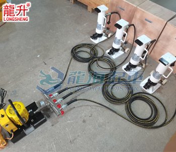 集裝箱同步千斤頂實(shí)物圖二 集裝箱同步千斤頂實(shí)物圖二