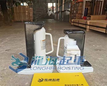 爪式千斤頂實物圖二 爪式千斤頂實物圖二